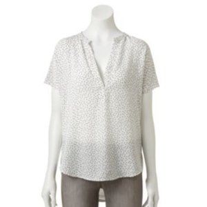 LC Lauren Conrad Short Sleeve V-Neck Slightly Sheer Top White/Black Size S